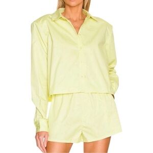 L'ACADEMIE Revolve Tory Button Down Poplin Shirt in Cornsilk Sz M